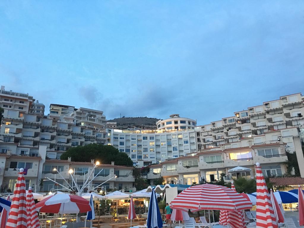 Apartments Wonderful Bay Sarande Exterior photo